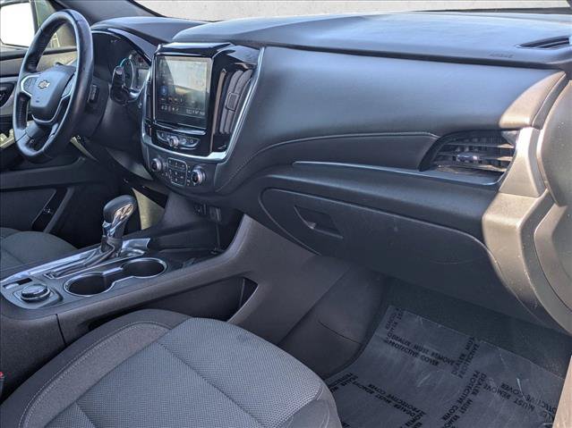 Used 2022 Chevrolet Traverse LT FWD image 22
