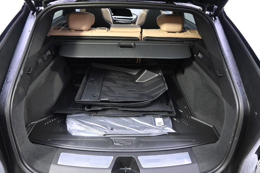 New 2025 Cadillac Lyriq Luxury w/ Nappa Leather Package image 19