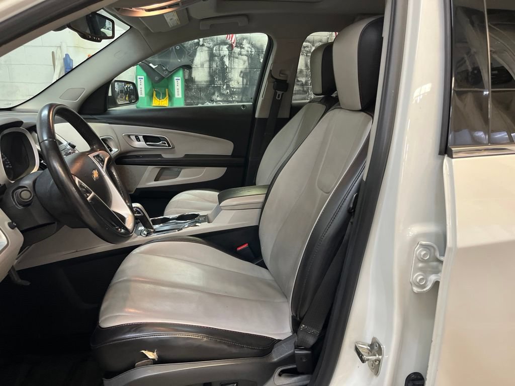 Used 2015 Chevrolet Equinox LT w/ Power Convenience Package FWD image 12