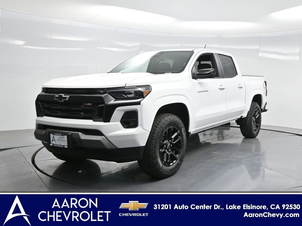New 2025 Chevrolet Colorado Z71 w/ Midnight Edition