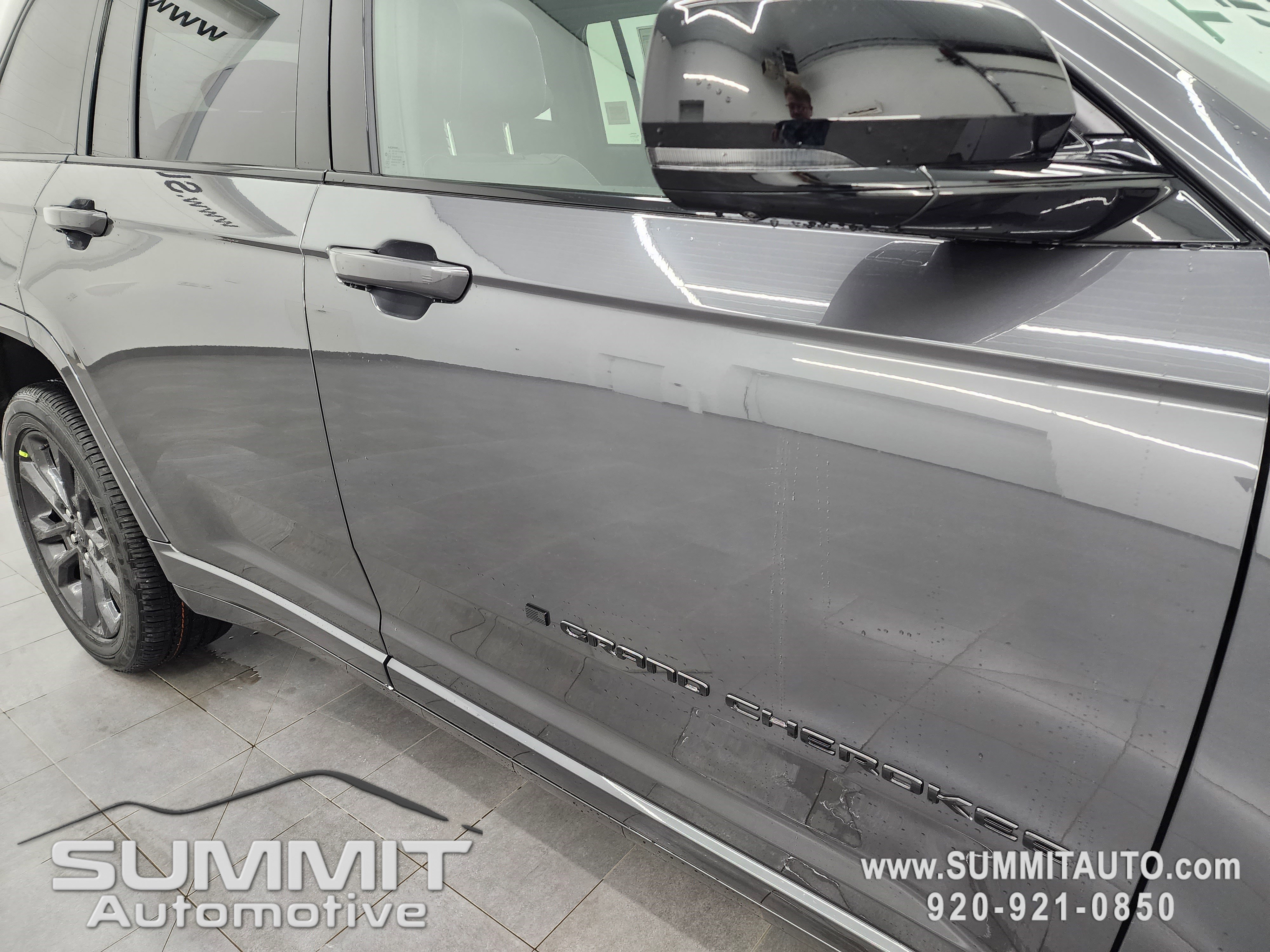 New 2026 Jeep Grand Cherokee Limited Reserve image 27