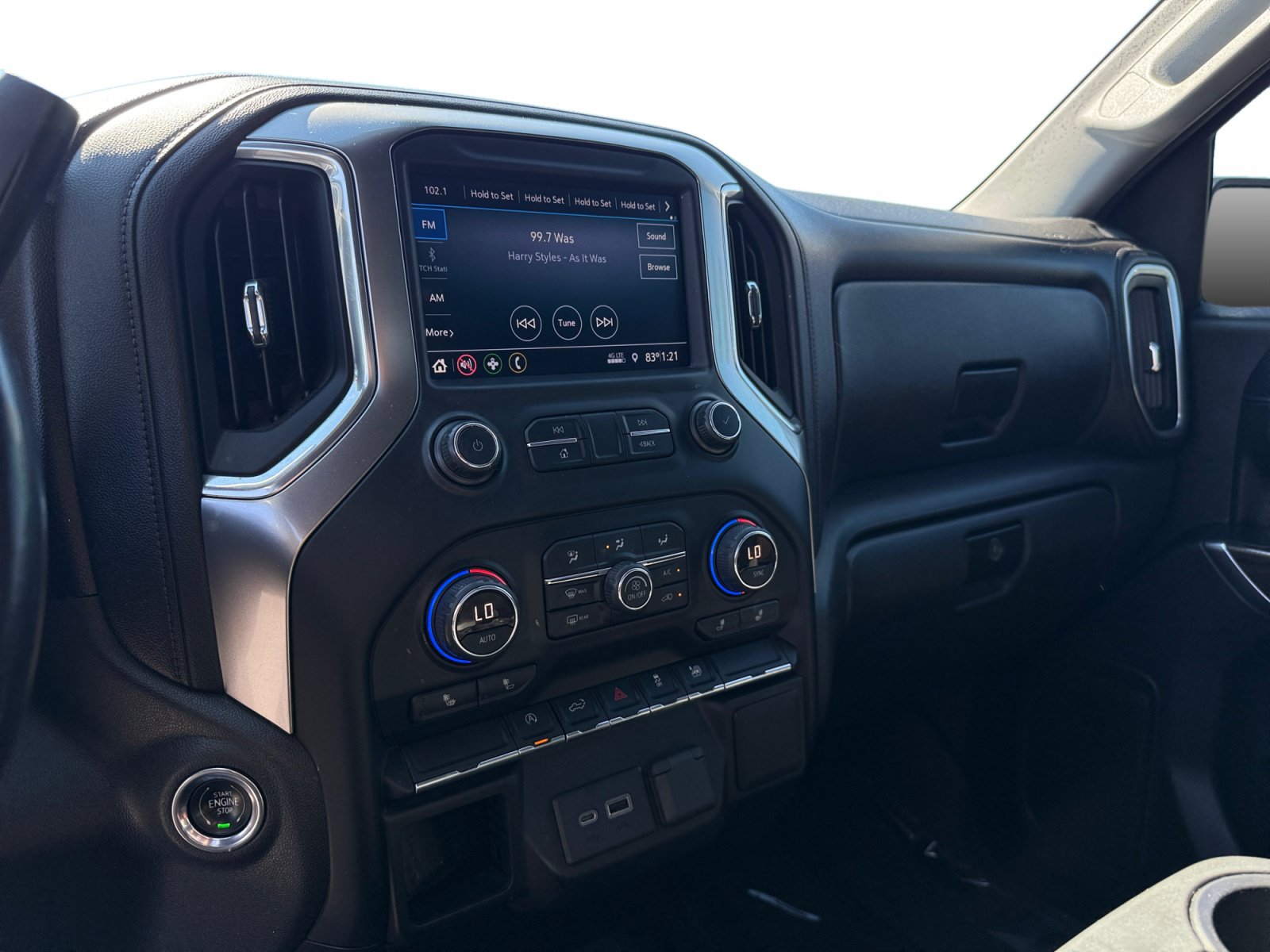Used 2019 Chevrolet Silverado 1500 LT w/ All-Star Edition AWD/4WD image 12