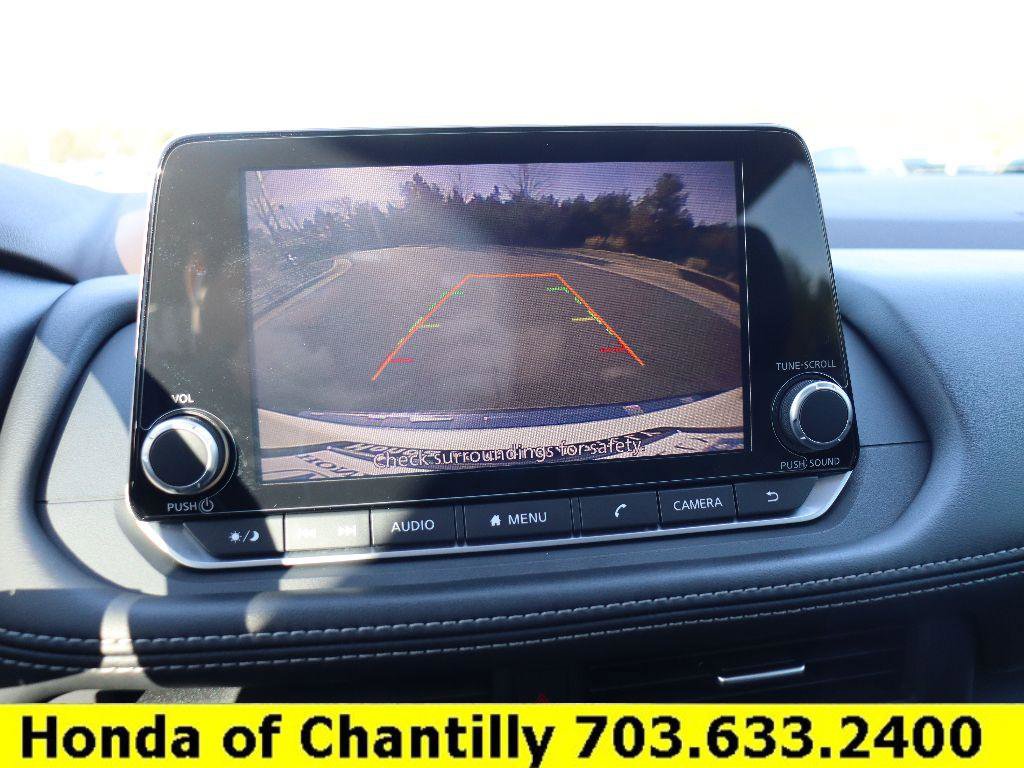 Used 2023 Nissan Rogue SV w/ SV Premium B Package image 16