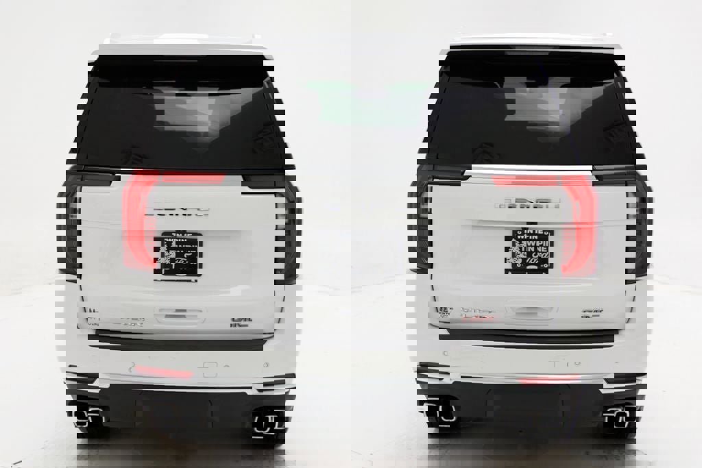 Used 2025 GMC Yukon XL Denali image 8