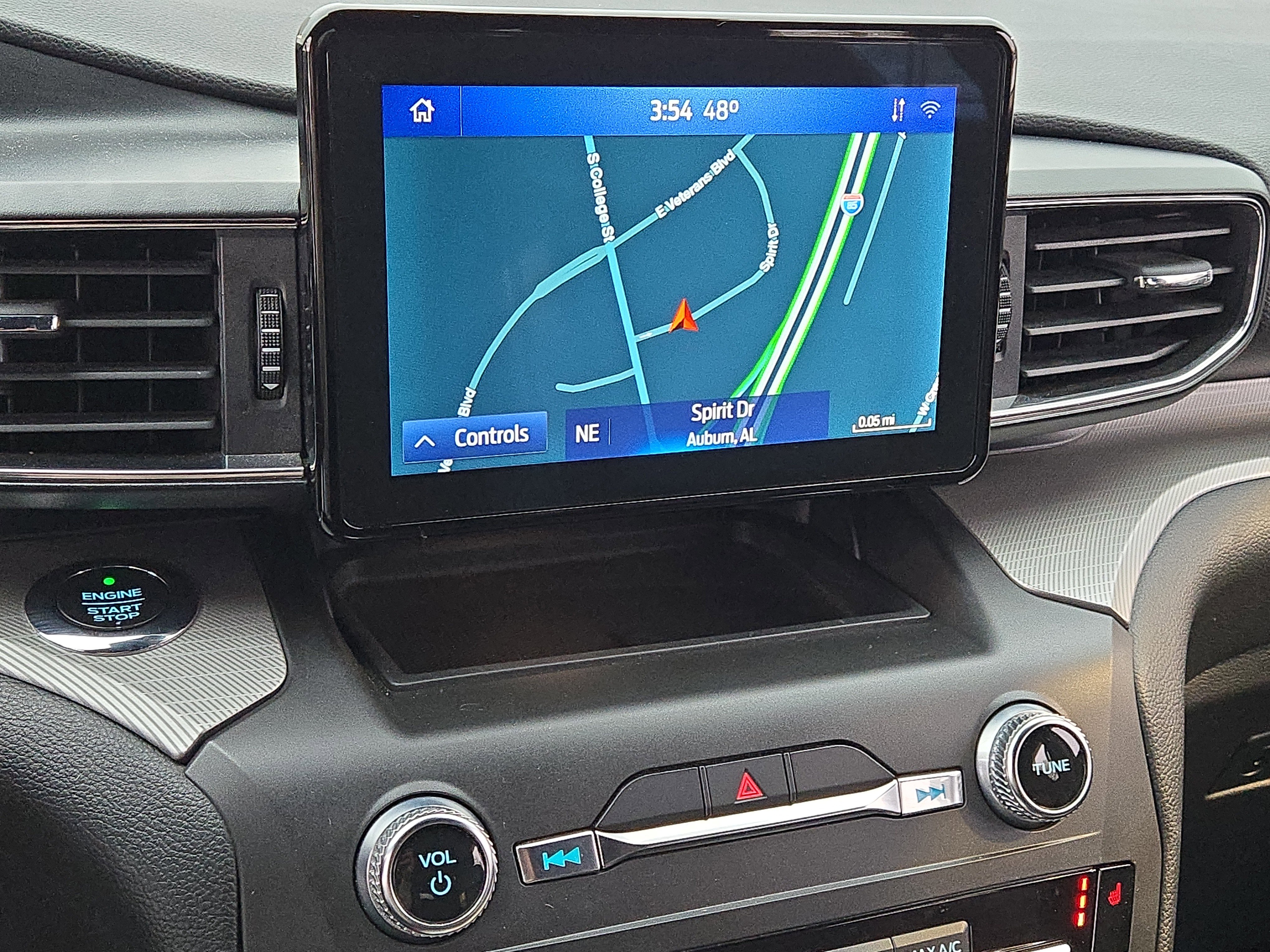 Used 2020 Ford Explorer XLT w/ Equipment Group 202A image 30