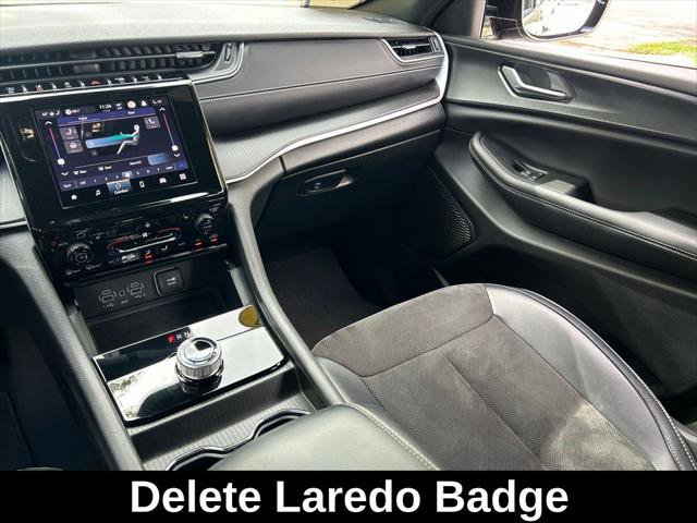 Certified 2023 Jeep Grand Cherokee L Laredo image 13
