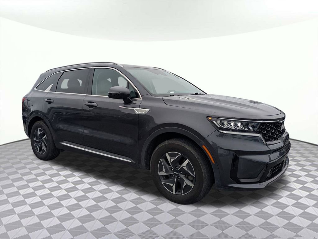 Used 2022 Kia Sorento EX image 1