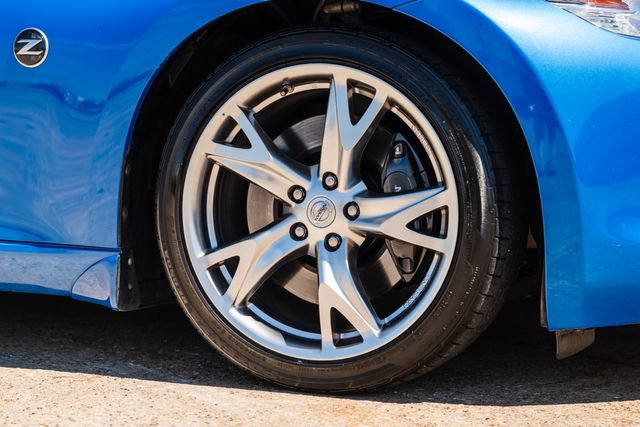Used 2010 Nissan 370Z Touring w/ Sport Pkg RWD image 55