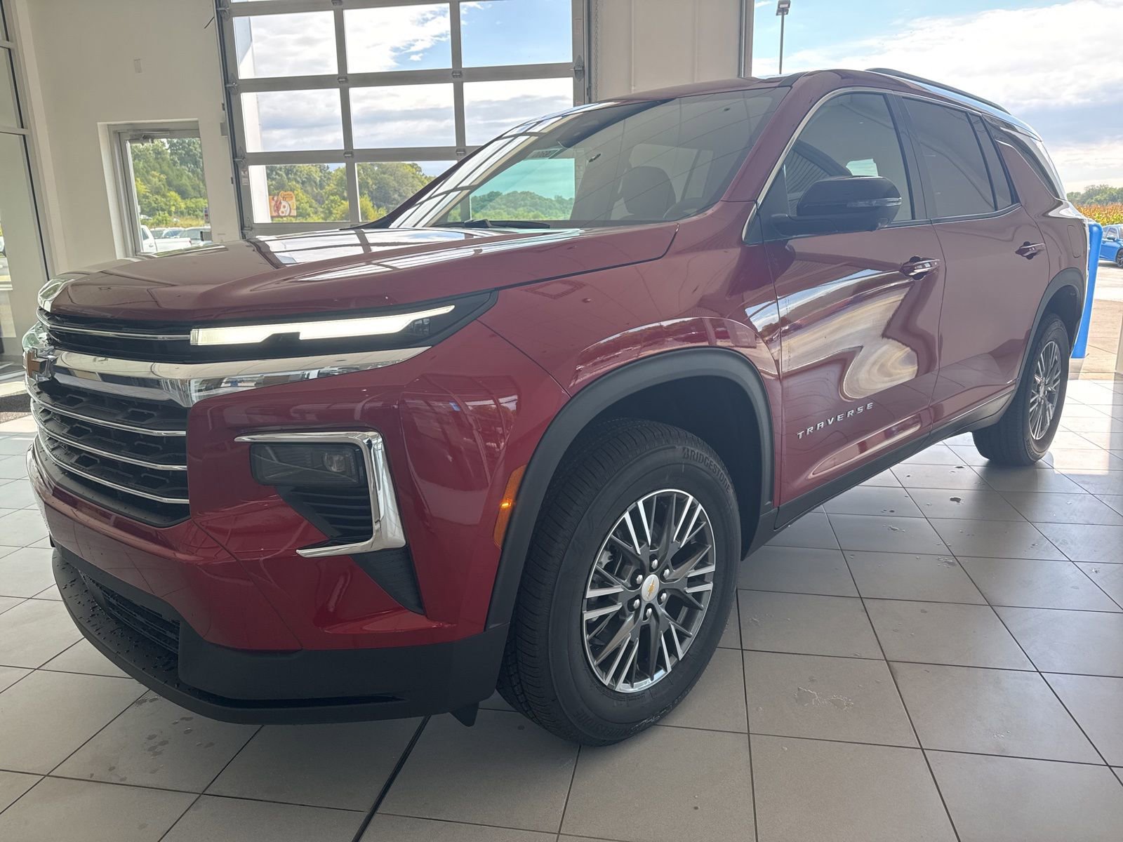 New 2026 Chevrolet Traverse LT w/ Driver Confidence Package image 3