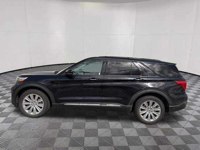 Used 2021 Ford Explorer Limited w/ Equipment Group 301A AWD/4WD image 13