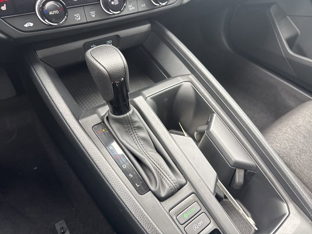 Certified 2024 Honda Accord EX image 31