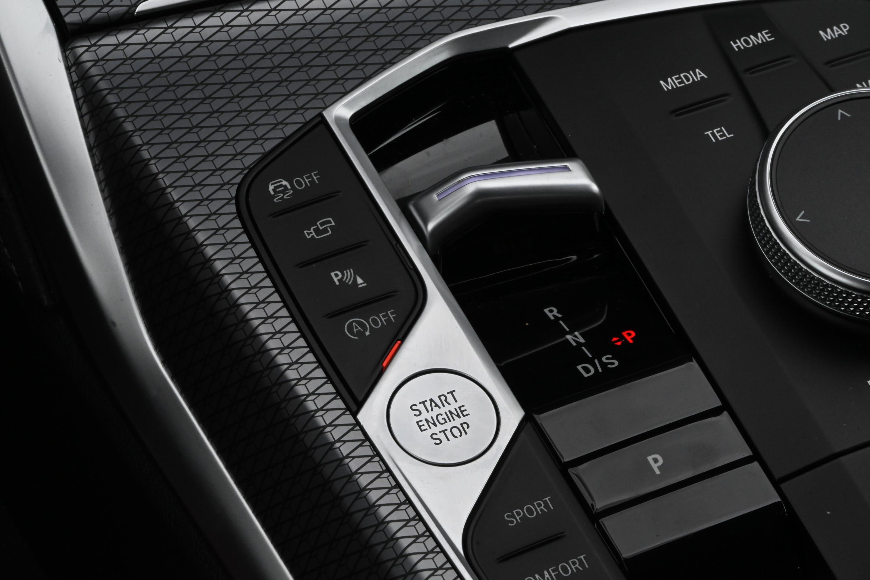 Certified 2025 BMW M440i image 19