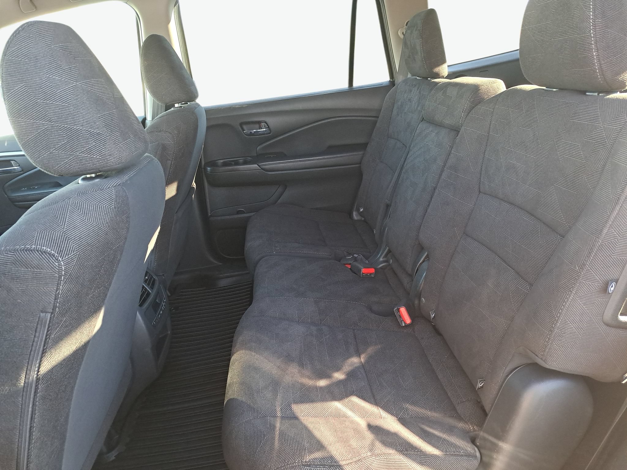 Used 2020 Honda Pilot LX image 14