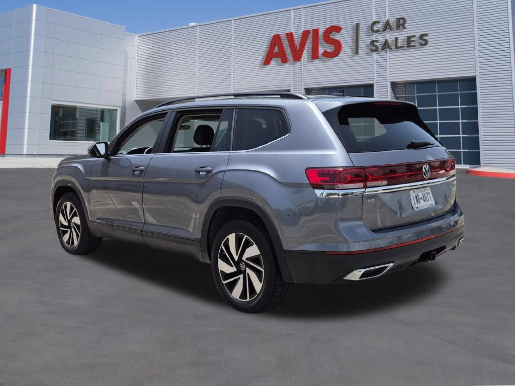 Used 2025 Volkswagen Atlas SE AWD/4WD image 9
