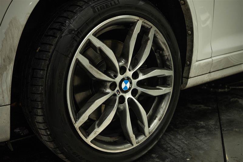 Used 2017 BMW X4 M40i AWD/4WD image 3