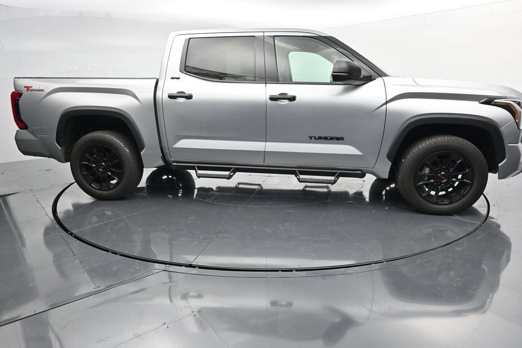 Used 2023 Toyota Tundra SR5 AWD/4WD image 9
