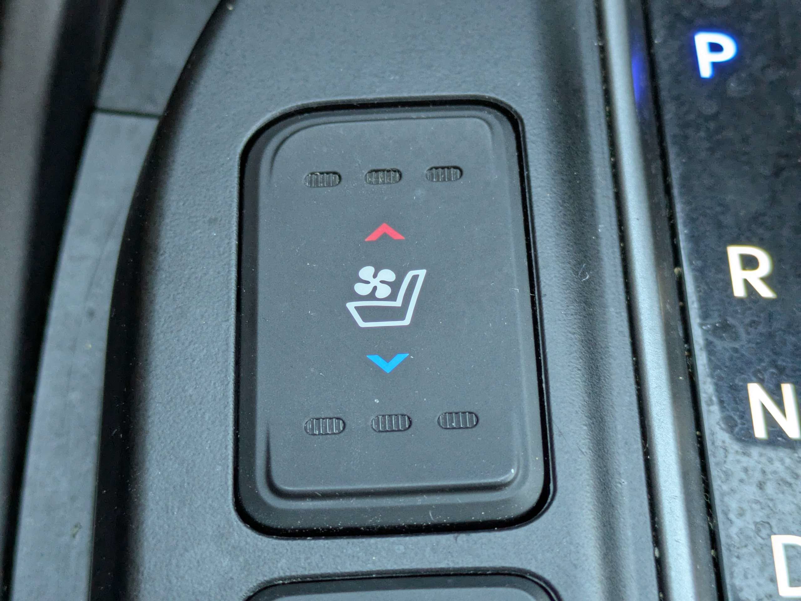Used 2017 Hyundai Santa Fe Sport w/ 2.4L Tech Package 04 FWD image 23