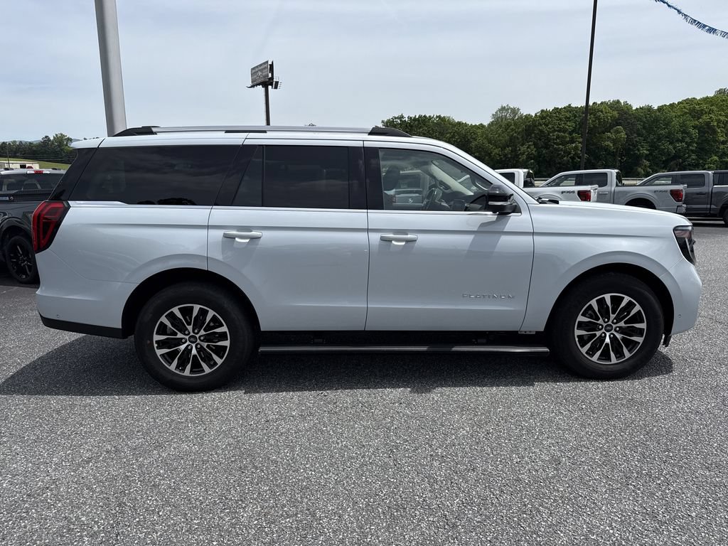 Used 2025 Ford Expedition Platinum AWD/4WD image 8