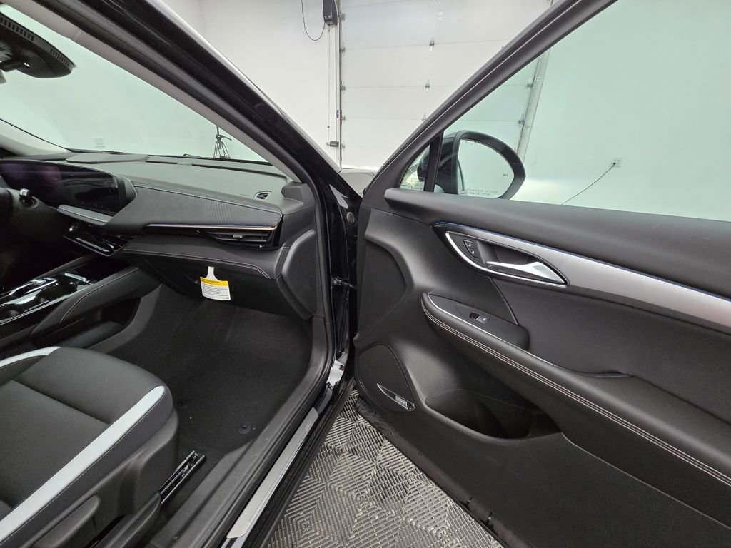 New 2025 Buick Envision Sport Touring image 34