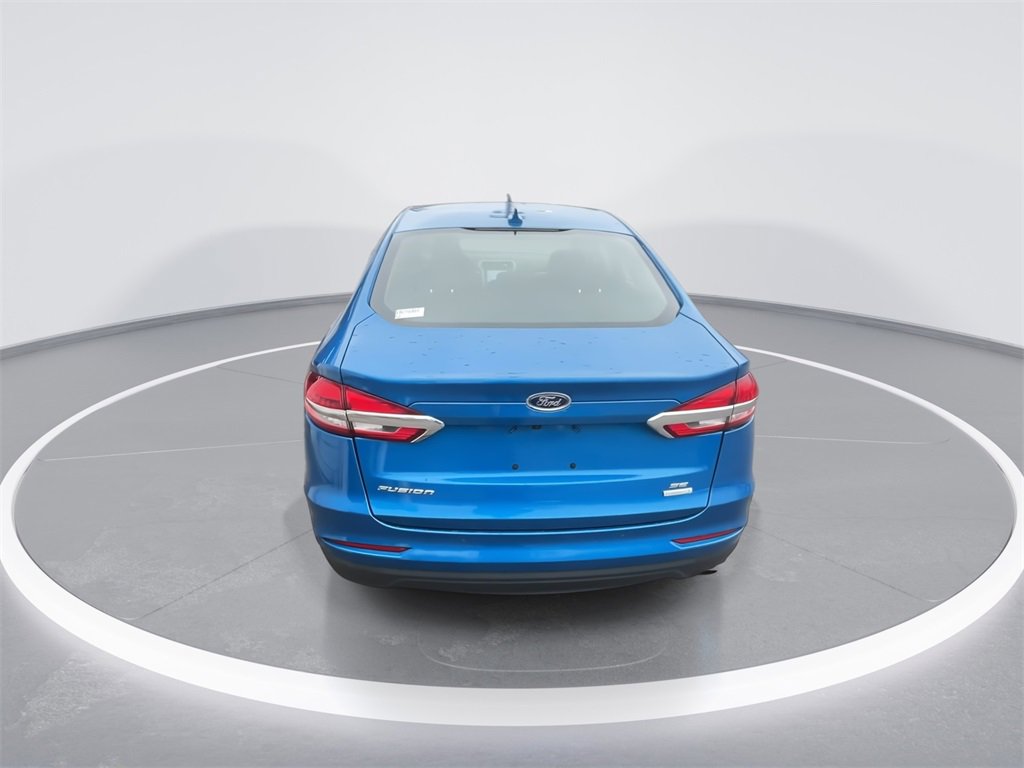 Used 2020 Ford Fusion SE image 7