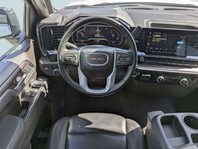 Used 2025 GMC Sierra 1500 SLT RWD image 17