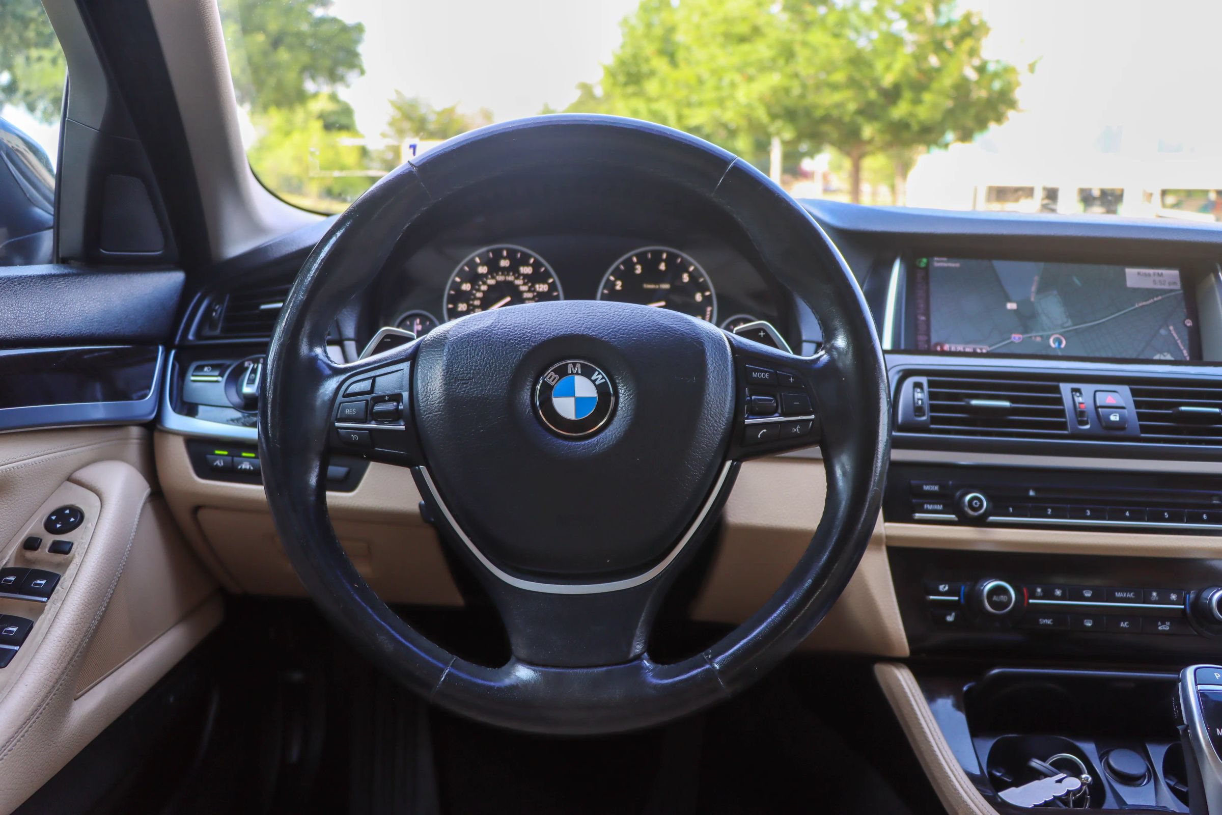 Used 2016 BMW 535i xDrive Sedan AWD/4WD image 28