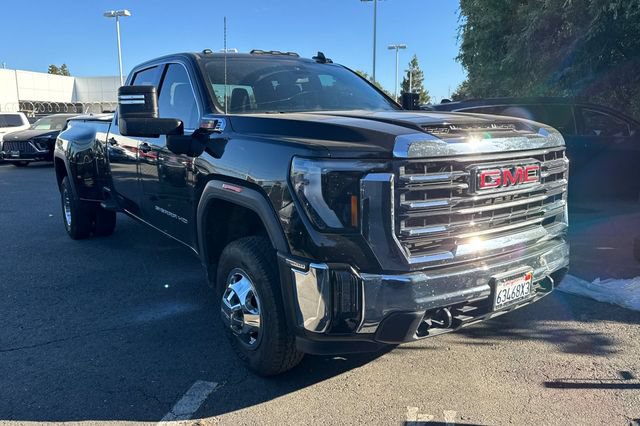 Used 2024 GMC Sierra 3500 SLE w/ SLE Convenience Package RWD image 2