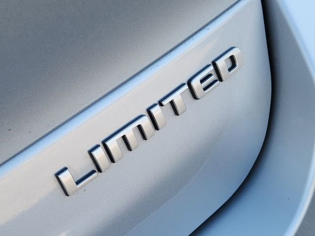 Used 2025 Jeep Grand Cherokee L Limited w/ Trailer Tow Package image 9