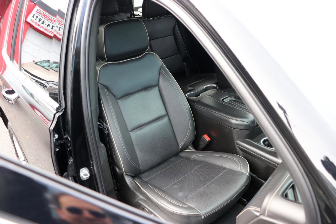 Used 2024 GMC Yukon SLT image 16