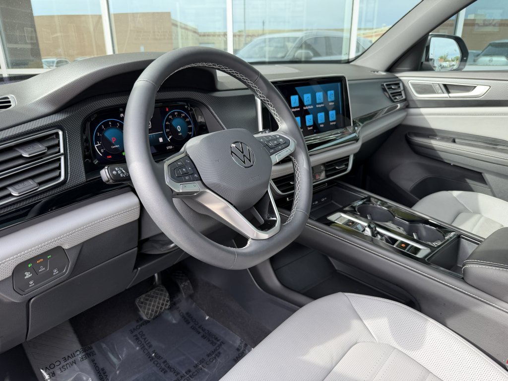 Used 2024 Volkswagen Atlas Cross Sport SEL AWD/4WD image 34
