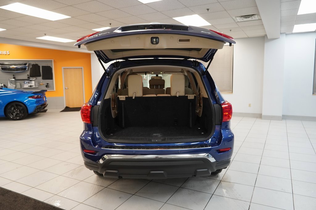 Used 2019 Nissan Pathfinder SV image 9