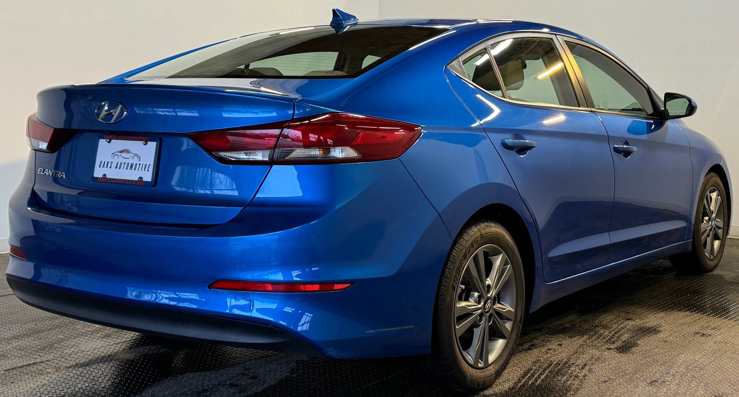 Used 2018 Hyundai Elantra SEL FWD image 7