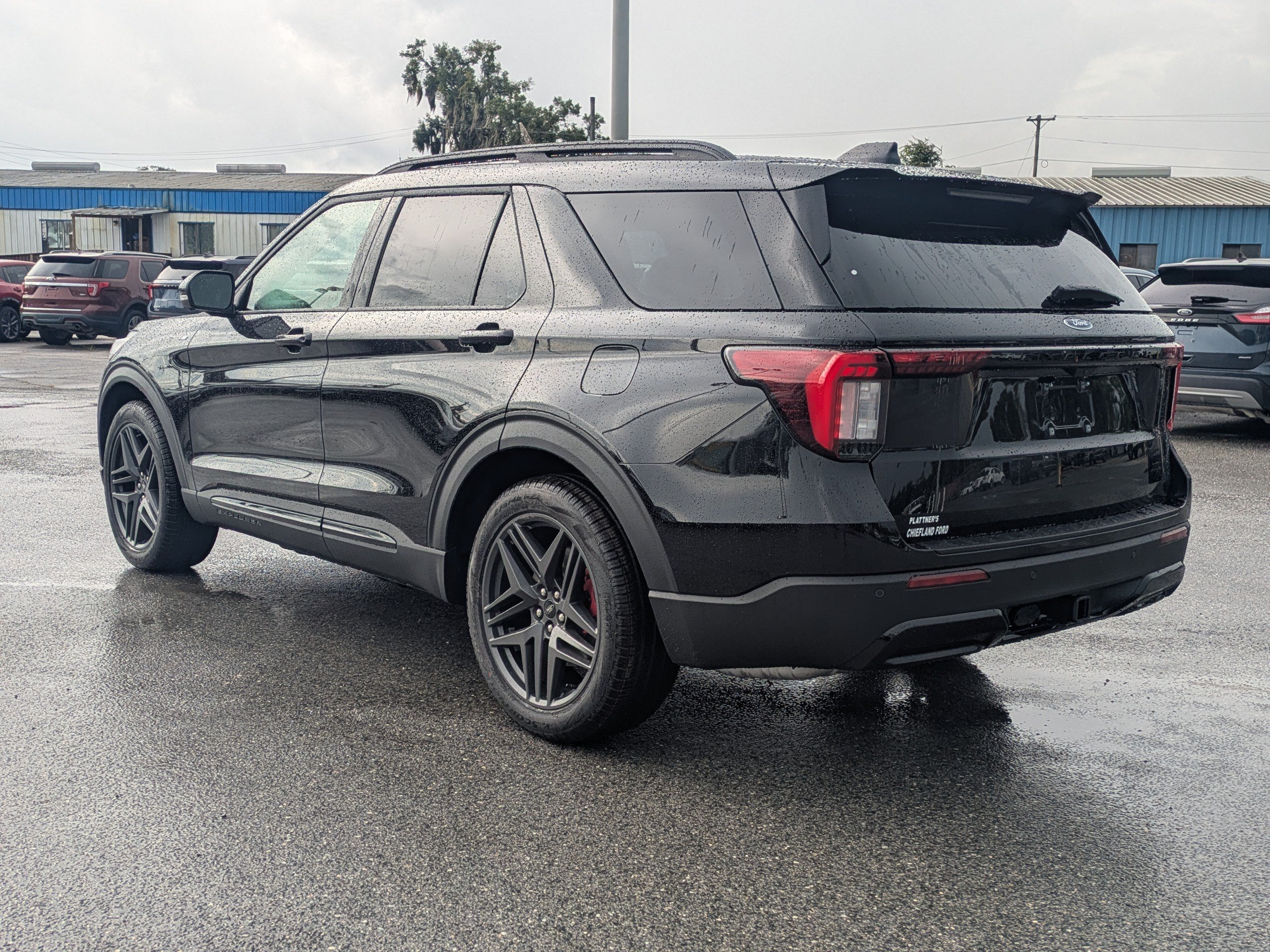 New 2026 Ford Explorer ST-Line w/ ST-Line Street Pack RWD image 6