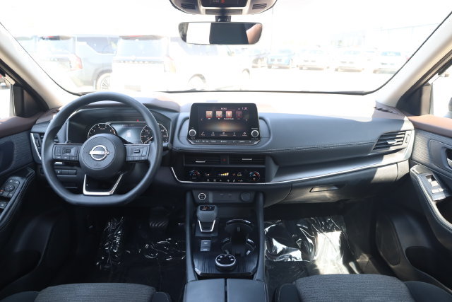 Certified 2023 Nissan Rogue SV AWD/4WD image 16