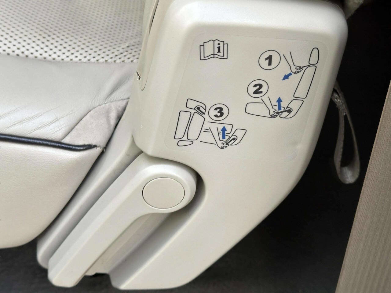 Used 2008 Lincoln Navigator L 4WD image 19