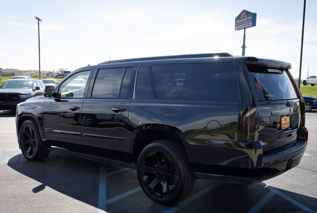 Used 2020 Cadillac Escalade ESV Platinum image 30