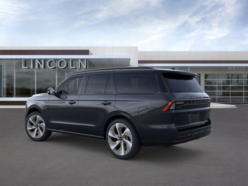 New 2026 Lincoln Navigator Black Label w/ Black Label Special Edition image 4