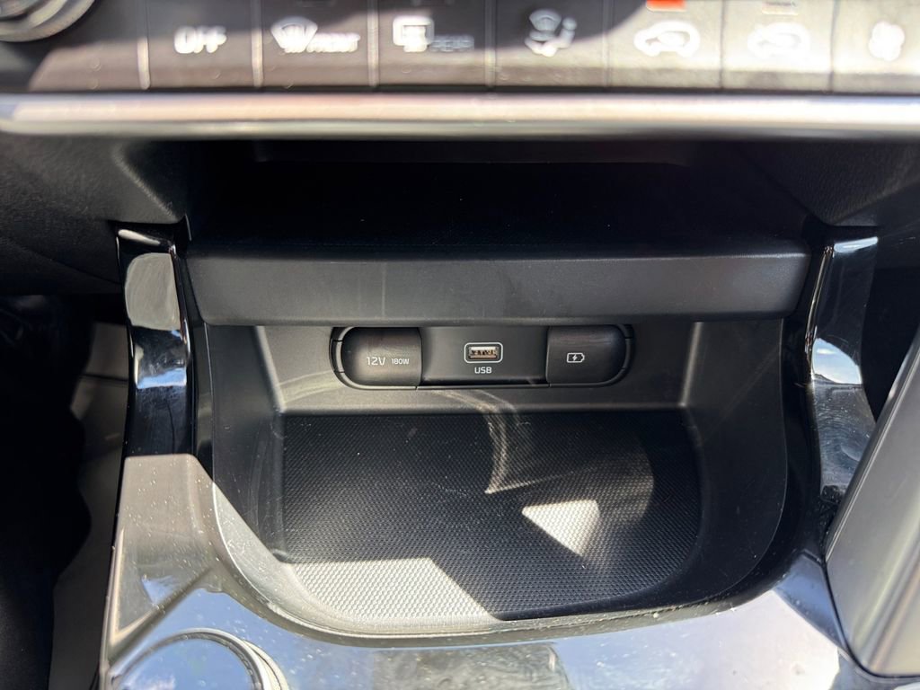 Used 2023 Kia Seltos S w/ Navigation Package FWD image 27