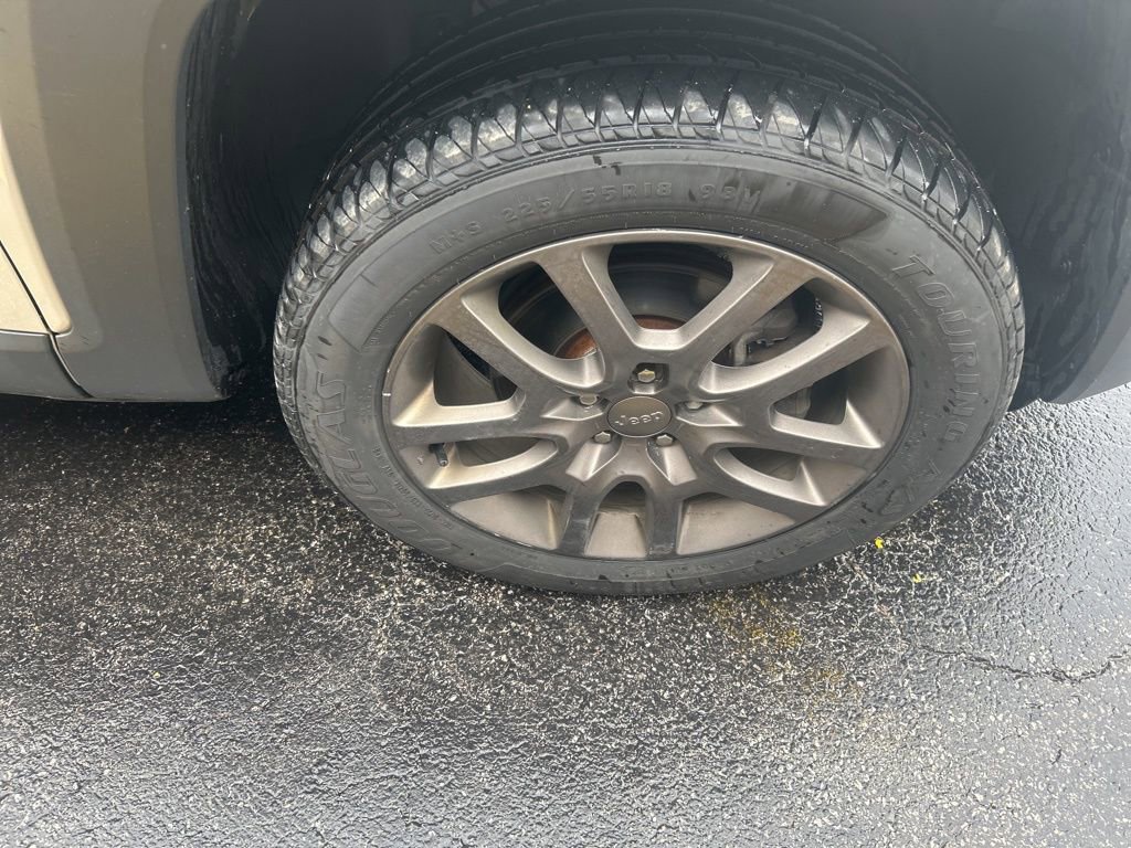 Used 2016 Jeep Renegade 75th Anniversary AWD/4WD image 39