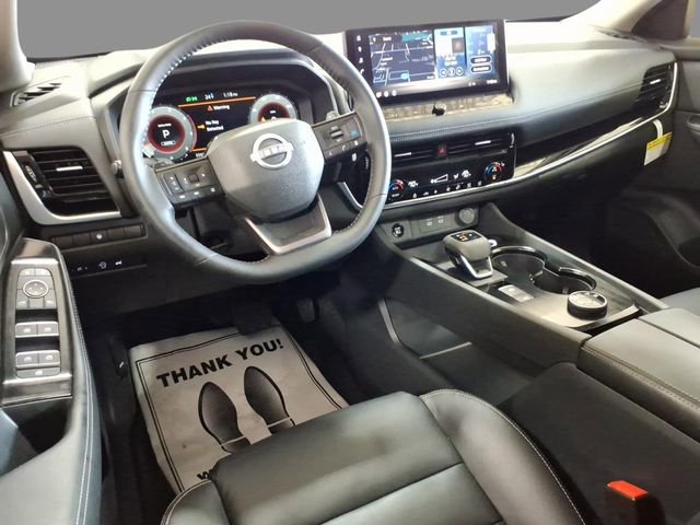 Used 2025 Nissan Rogue SL image 6