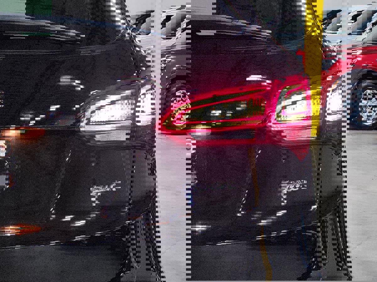 Used 2018 Hyundai Santa Fe Sport image 22