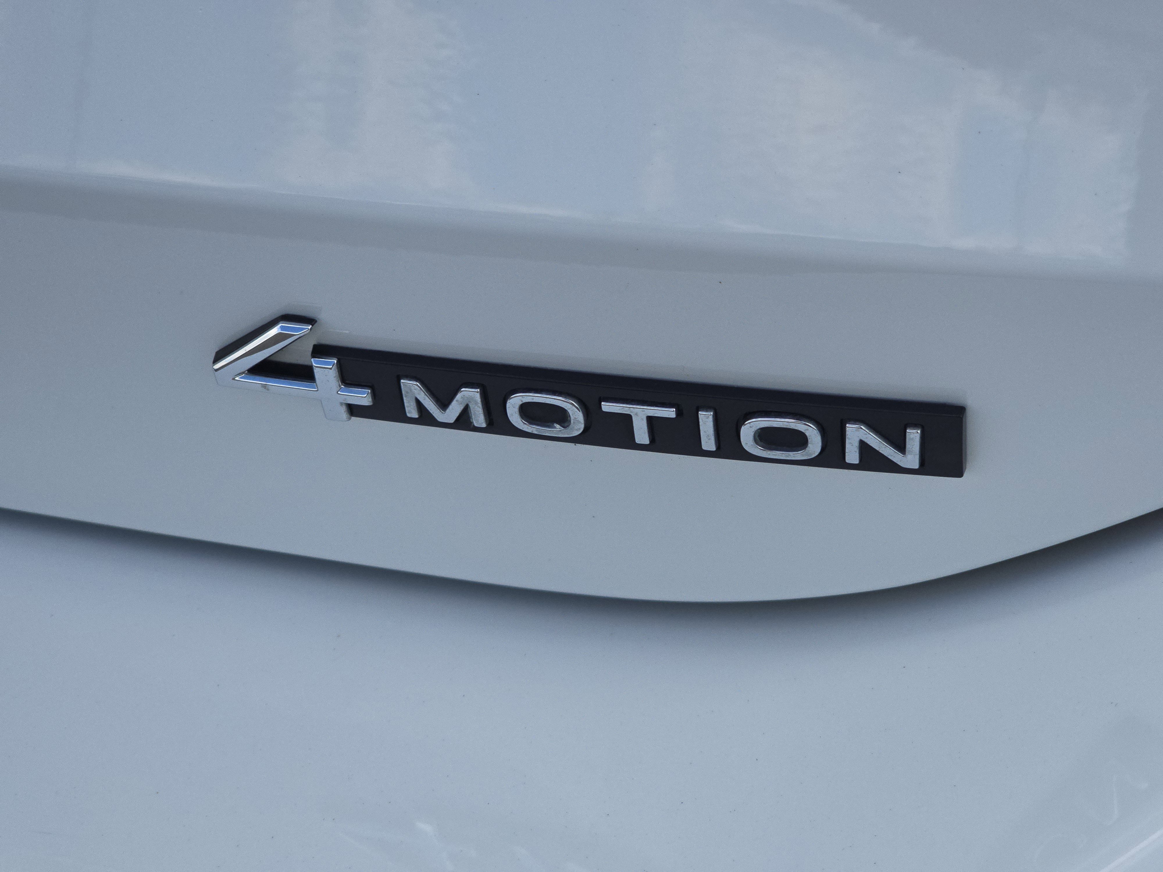 New 2025 Volkswagen Tiguan S AWD/4WD image 15