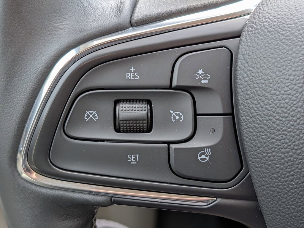 Used 2022 Buick Envision Essence w/ Safety Package AWD/4WD image 46