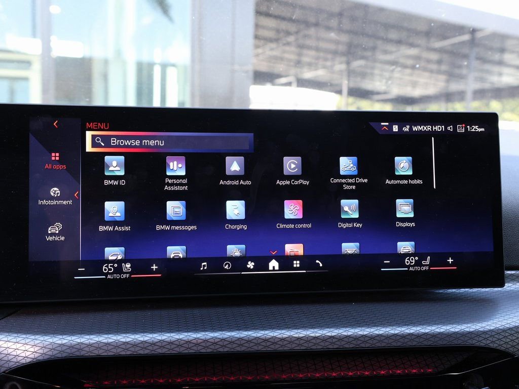 Used 2025 BMW i4 eDrive40 w/ M Sport Package image 31