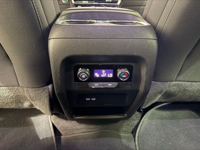 Certified 2025 Chevrolet Traverse LT image 26