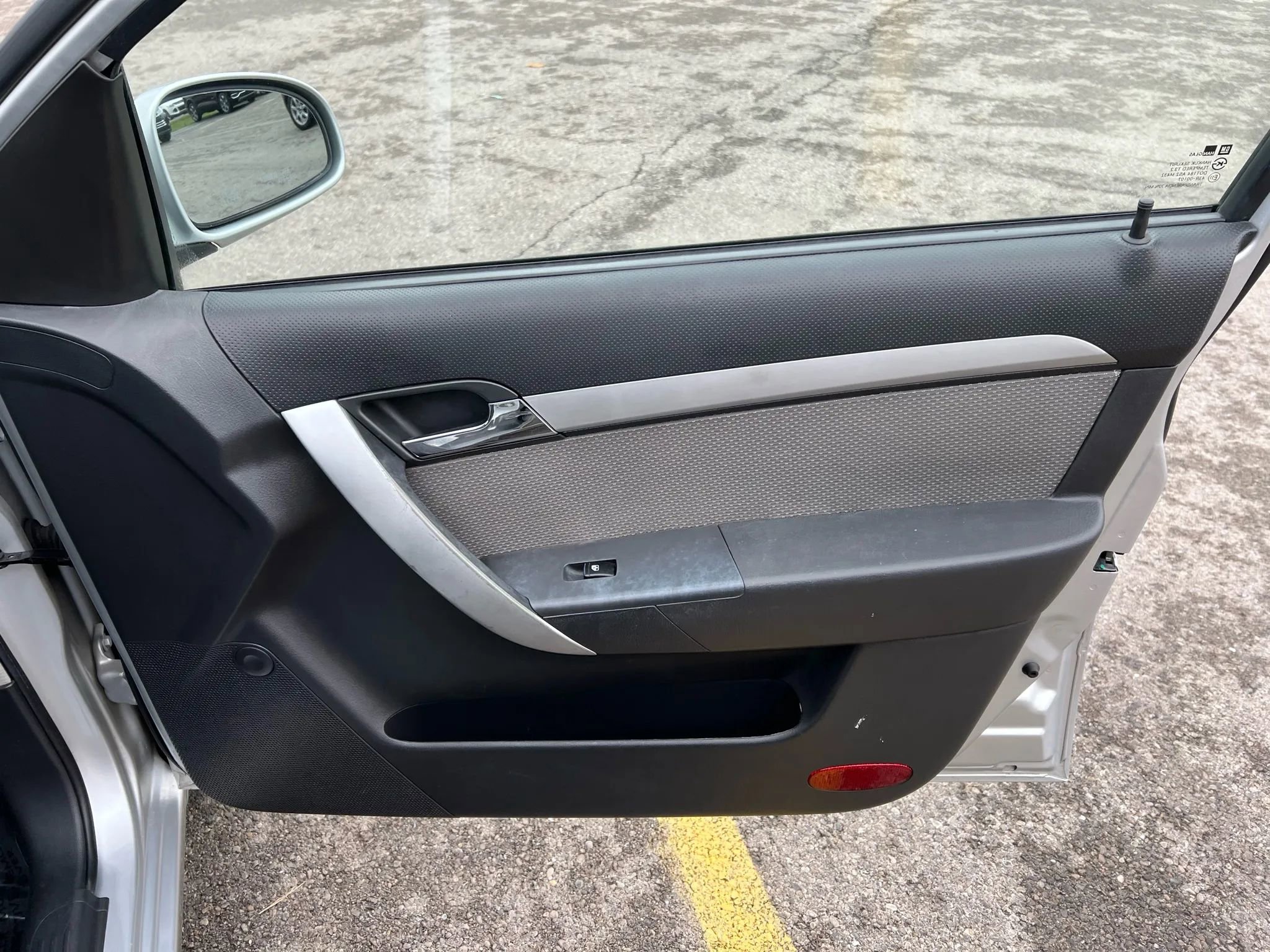 Used 2011 Chevrolet Aveo5 LT w/ Power and Convenience Package image 19