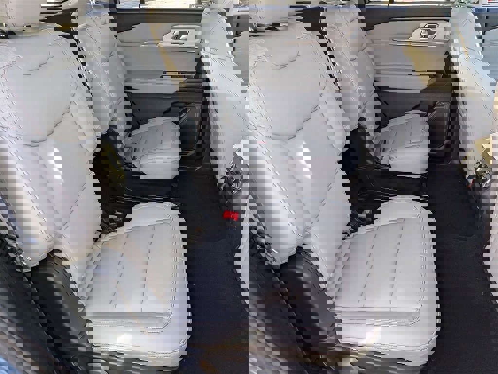 New 2026 Ford Explorer Active w/ Active Comfort Package image 27