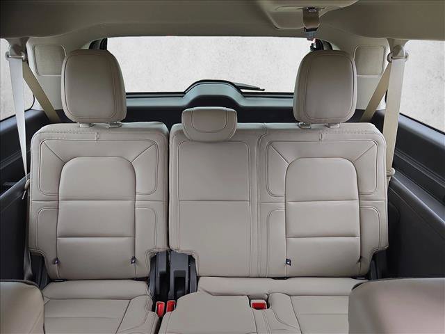 Used 2024 Lincoln Navigator L Reserve AWD/4WD image 20