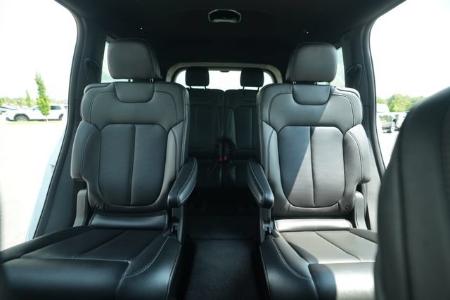 Used 2024 Jeep Grand Cherokee L Limited w/ Luxury Tech Group II RWD image 41