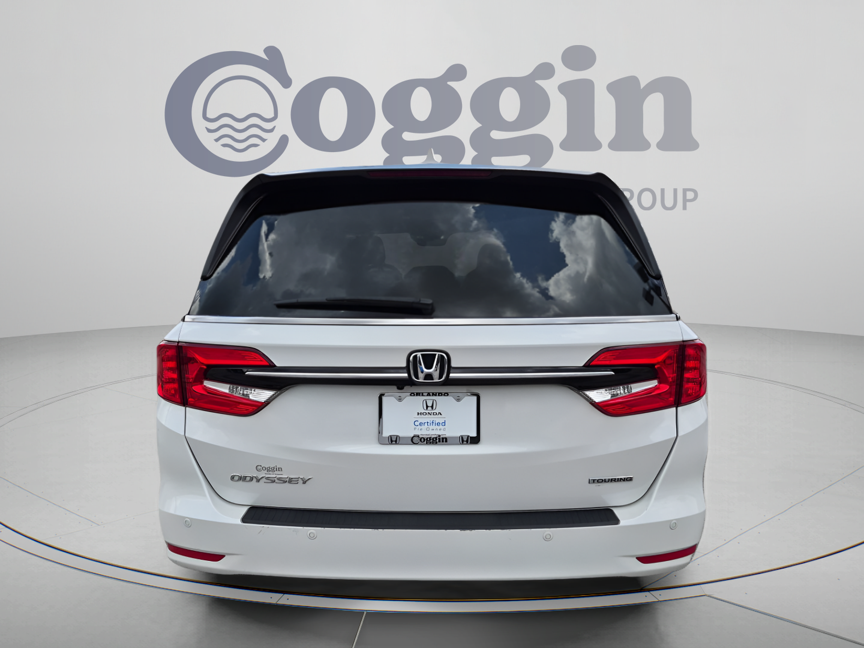 Used 2023 Honda Odyssey Touring image 5